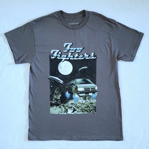Foo Fighters🤺 (Canceled❌️) Van🚐 Tour Graphic Tee👕 - NWOT - Picture 7 of 11